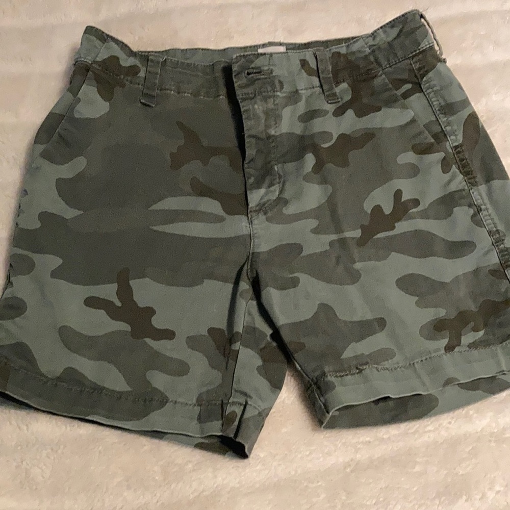 Gap camp short